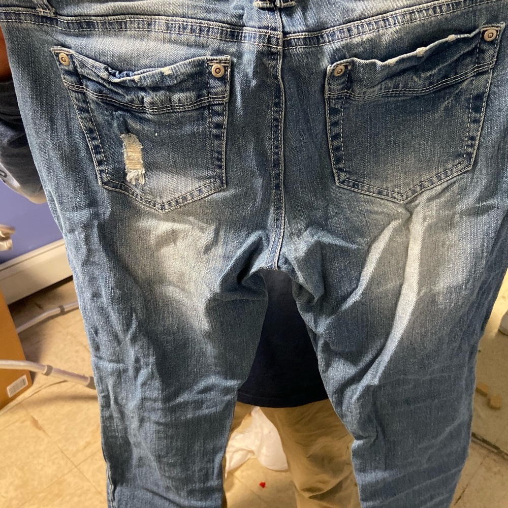 Jeans - Picture 3 of 3
